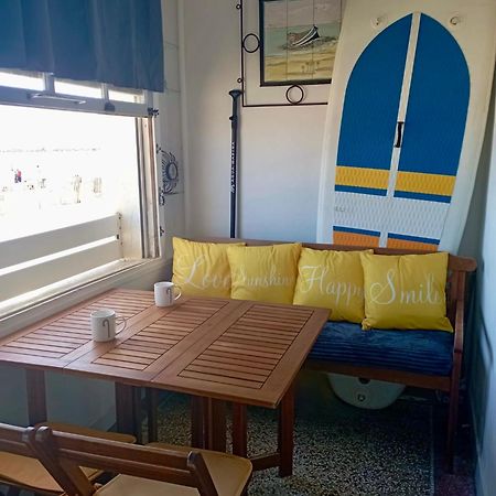 Face A La Mer, Appartement Pour 4 Personnes Sur La Rive Droite 帕拉瓦莱弗洛 外观 照片